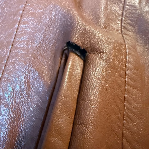 1970’s leather trench coat - Picture 8 of 10